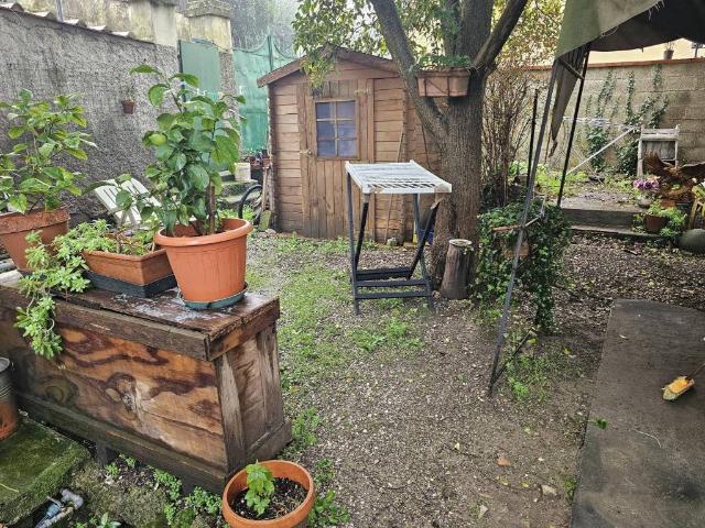 Casa indipendente in vendita a Calenzano FI