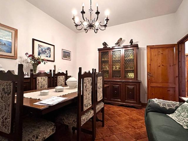 Casa indipendente in vendita a Calenzano FI