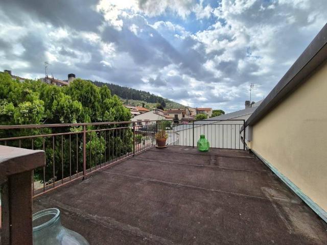 Casa indipendente in vendita a Calenzano FI