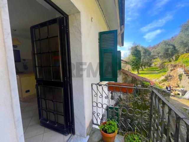 Casa indipendente in vendita a Calice al Cornoviglio SP