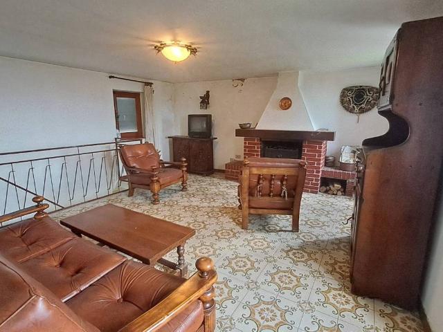 Casa indipendente in vendita a Calice al Cornoviglio SP