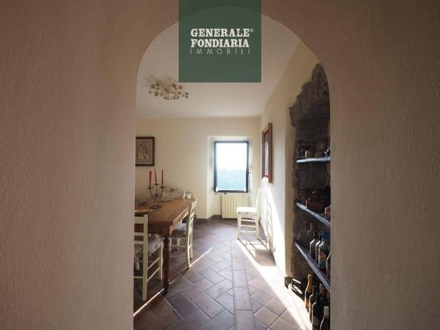 Casa indipendente in vendita a Calice al Cornoviglio SP