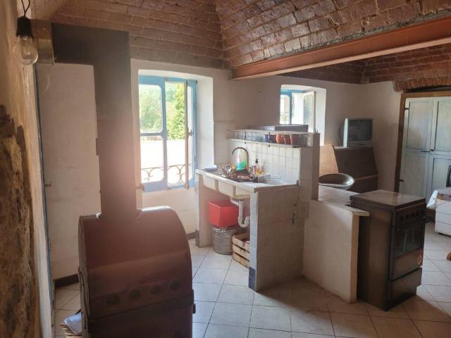 Casa indipendente in vendita a Calizzano SV