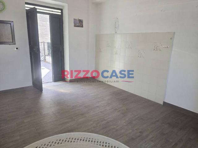 Casa indipendente in vendita a Calopezzati CS