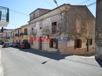Casa indipendente in vendita a Calopezzati CS