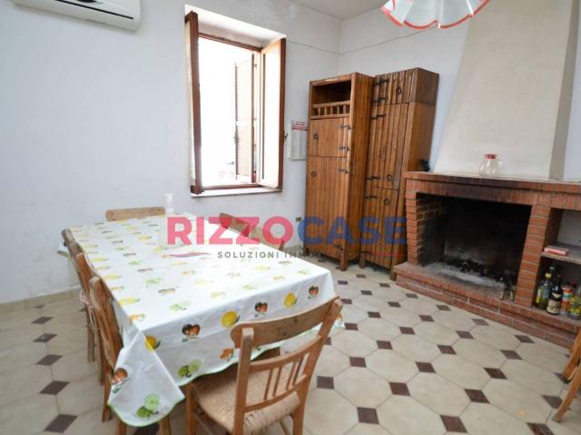 Casa indipendente in vendita a Calopezzati CS
