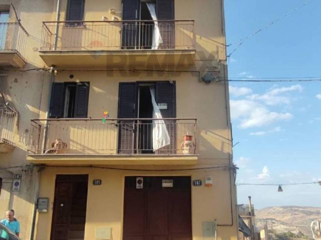 Casa indipendente in vendita a Caltagirone CT