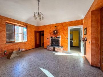 Casa indipendente in vendita a Caltignaga NO