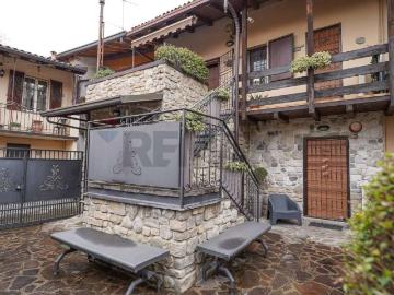 Casa indipendente in vendita a Calusco d'Adda BG