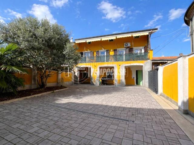 Casa indipendente in vendita a Caluso TO