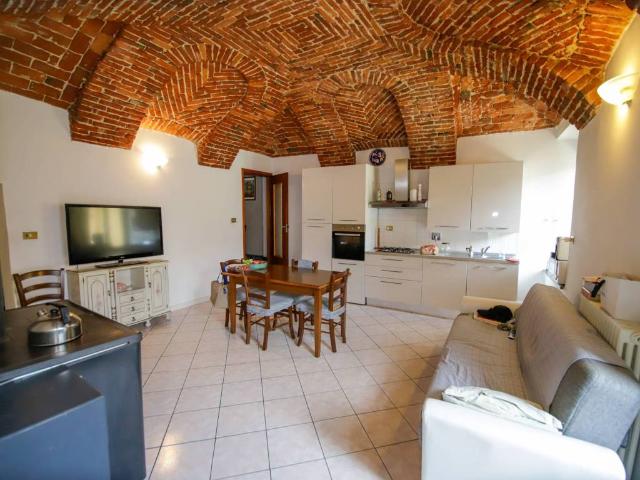 Casa indipendente in vendita a Caluso TO
