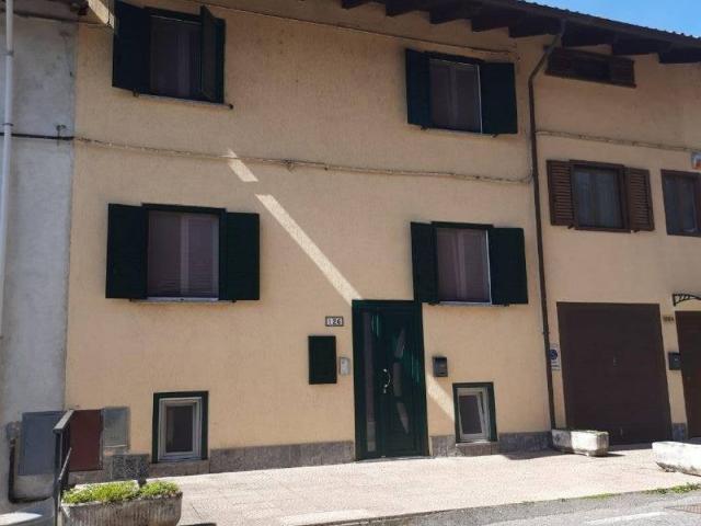 Casa indipendente in vendita a Caluso TO