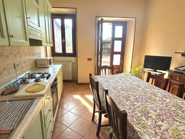 Casa indipendente in vendita a Calvagese della Riviera BS