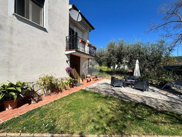 Villa in vendita a Calvi dell'Umbria TR