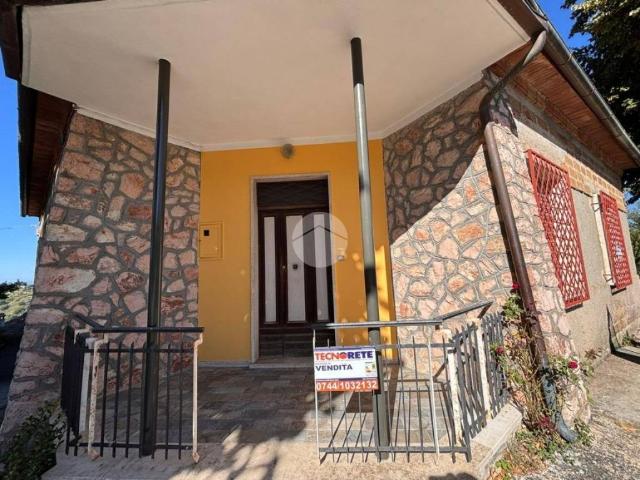 Villa in vendita a Calvi dell'Umbria TR