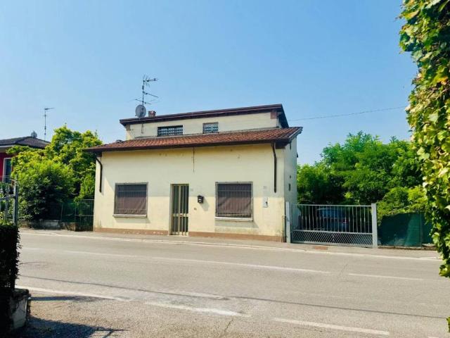 Casa indipendente in vendita a Calvisano BS