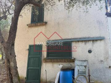 Casa indipendente in vendita a Camaiore