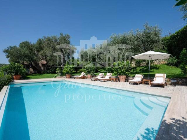 Casa indipendente in vendita a Camaiore