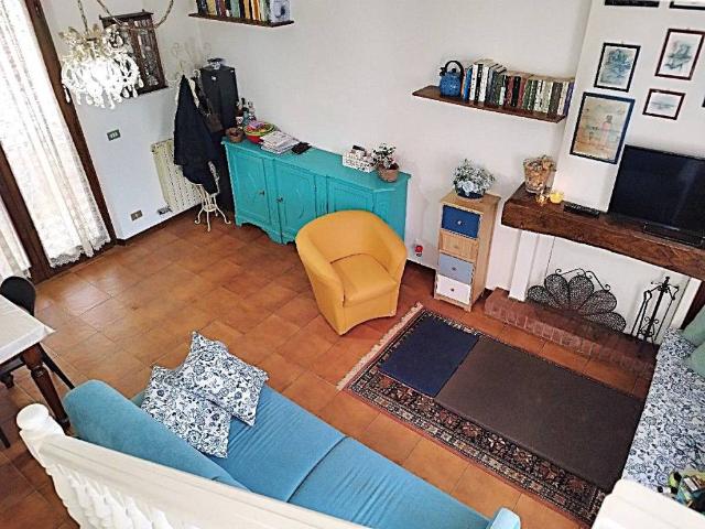 Casa indipendente in vendita a Camaiore LU