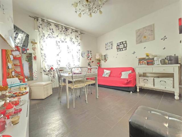 Casa indipendente in vendita a Camaiore LU