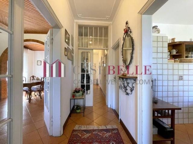 Casa indipendente in vendita a Camaiore LU