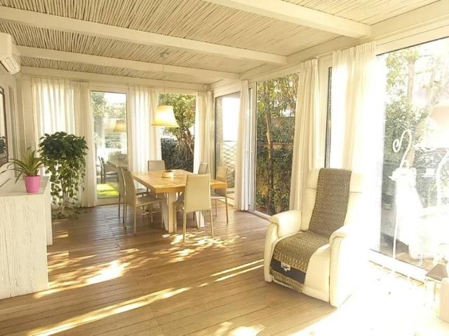 Casa indipendente in vendita a Camaiore LU