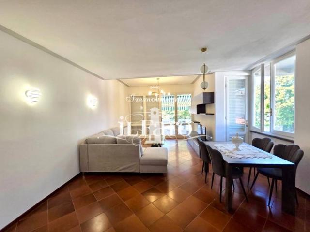 Casa indipendente in vendita a Camaiore LU