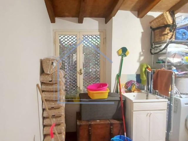 Casa indipendente in vendita a Camaiore LU