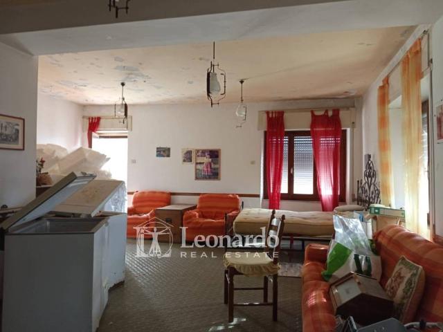Casa indipendente in vendita a Camaiore LU
