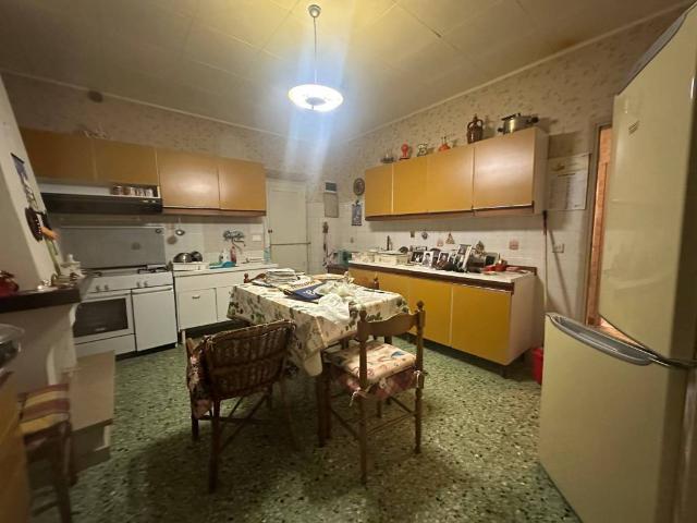 Casa indipendente in vendita a Camaiore LU