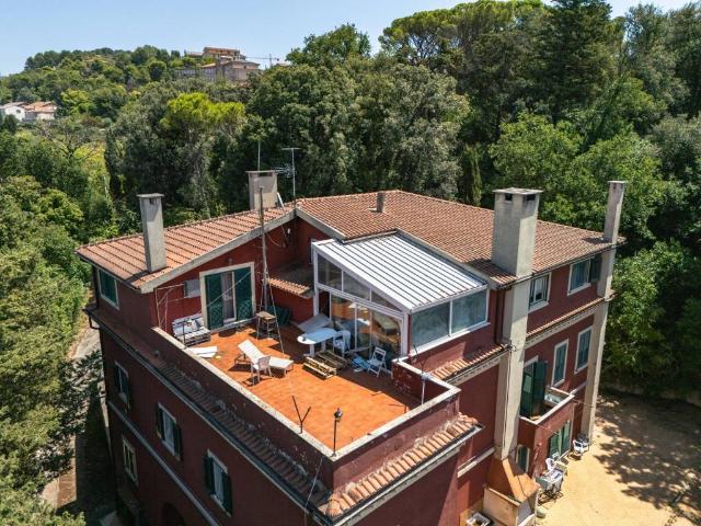 Casa indipendente in vendita a Camerano AN