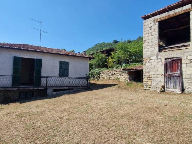 Casa indipendente in vendita a Camerana CN