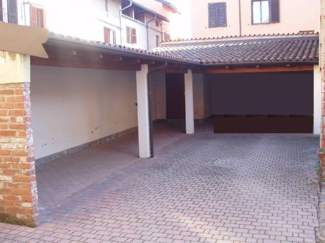 Casa indipendente in vendita a Cameri NO