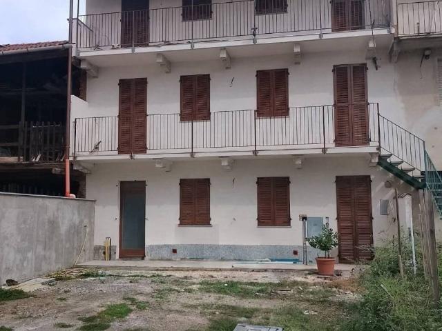 Casa indipendente in vendita a Cameri NO