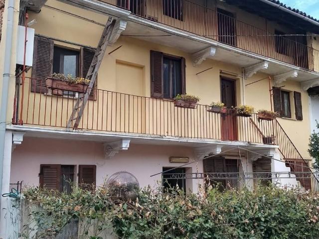 Casa indipendente in vendita a Cameri NO