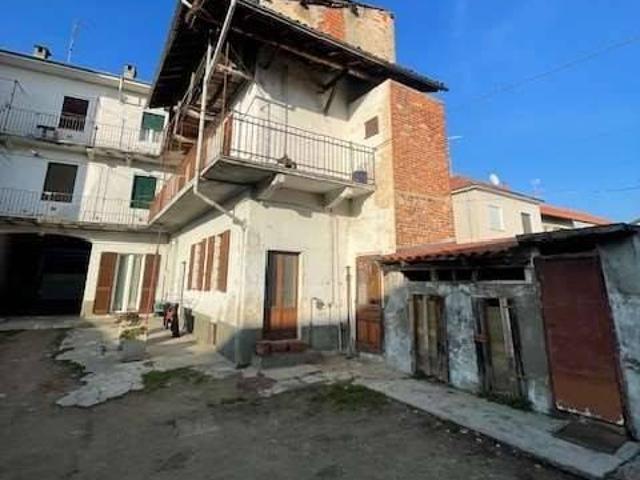 Casa indipendente in vendita a Cameri NO