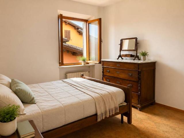 Casa indipendente in vendita a Camerino MC