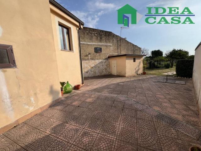 Casa indipendente in vendita a Camigliano CE