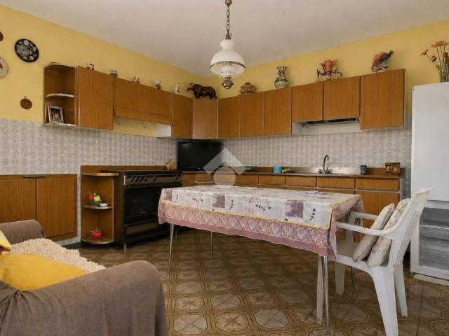 Casa indipendente in vendita a Camoneone via Caer, 2