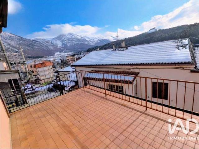 Casa indipendente in vendita a Campo di Giove AQ