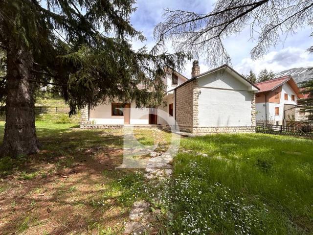 Casa indipendente in vendita a Campo di Giove AQ