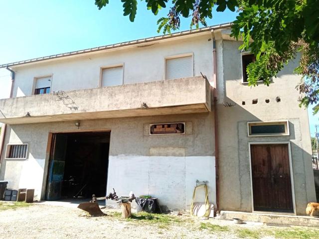 Casa indipendente in vendita a Campobasso
