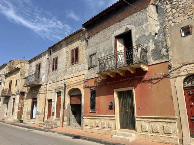 Casa indipendente in vendita a Campobello di Licata AG