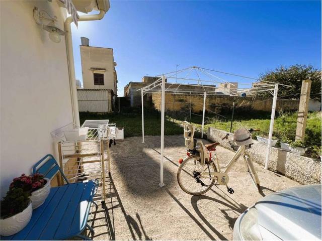 Casa indipendente in vendita a Campobello di Mazara TP