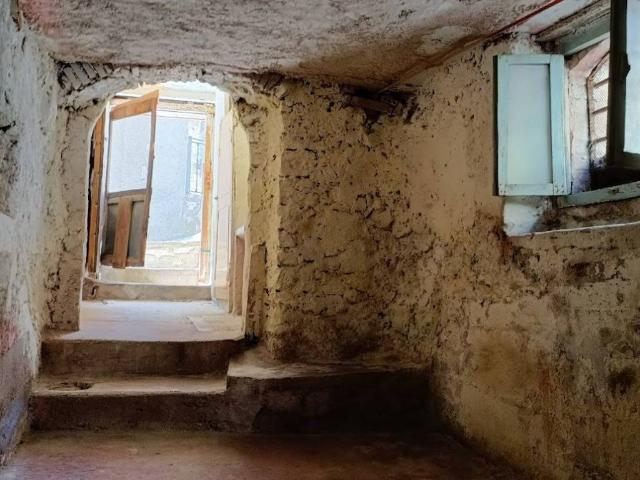 Casa indipendente in vendita a Campochiaro CB