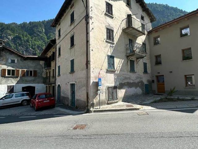 Casa indipendente in vendita a Campodolcino SO