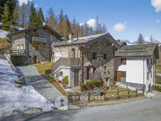 Casa indipendente in vendita a Campodolcino SO