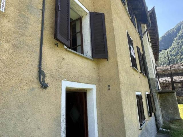 Casa indipendente in vendita a Campodolcino SO