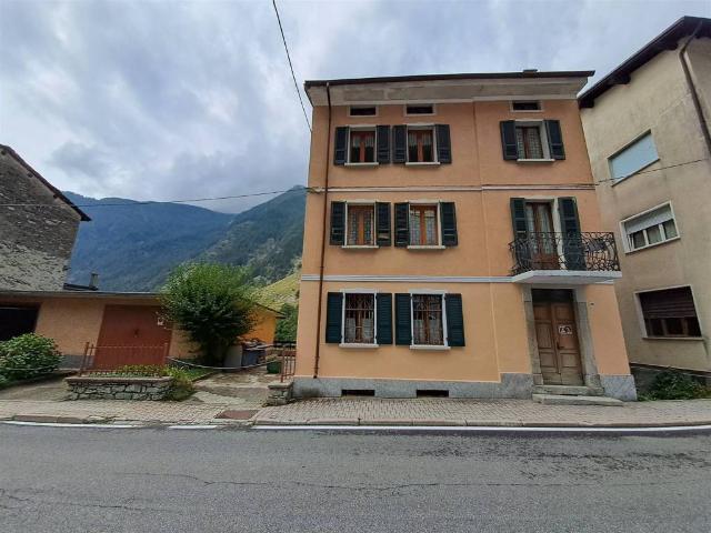 Casa indipendente in vendita a Campodolcino SO