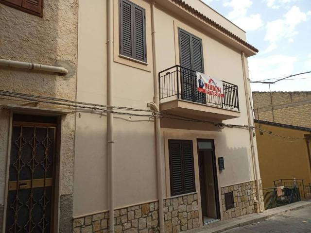 Casa indipendente in vendita a Campofelice di Roccella PA